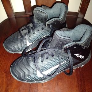 🚨🚨 3 for $10🚨🚨🚨 Boys Nike football cleats